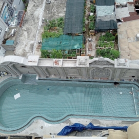 Hồ bơi nhà chú học 141 hoàng ngân quận 8